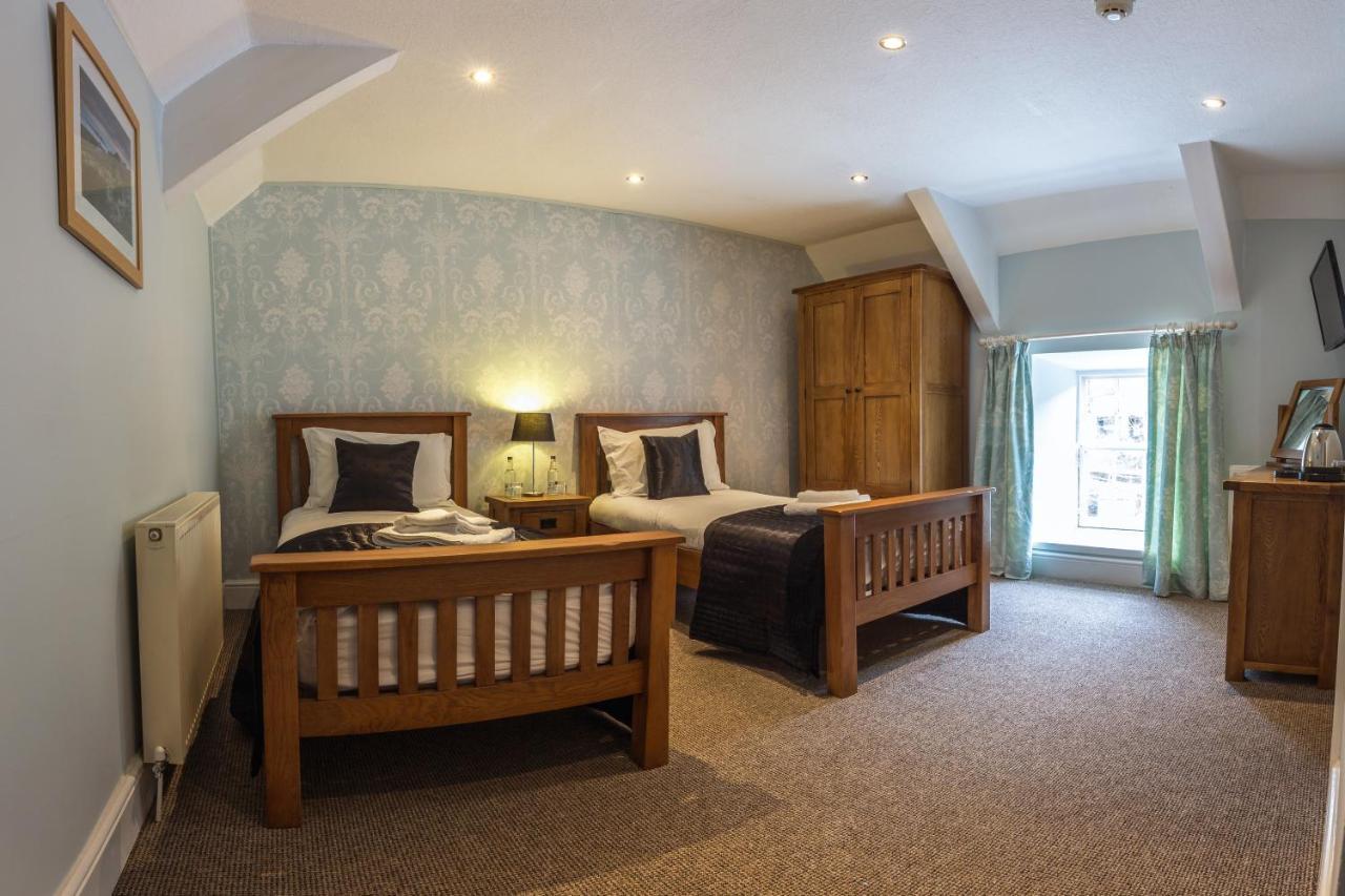 The Cambrian Inn Solva Exterior foto